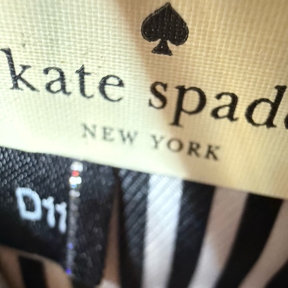 Kate Spade Black Wallet - Picture 14 of 15